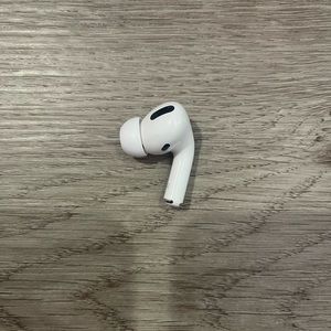Right Apple AirPod Pro